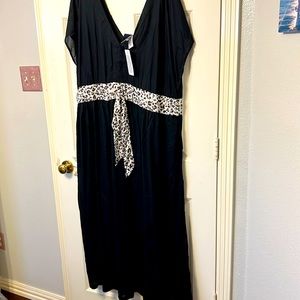 Long dress with leopard drawstring